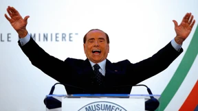 Berlusconi soll Pianisten bestochen haben