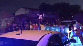 Schwarzer nach Schüssen bei Polizeieinsatz schwer verletzt