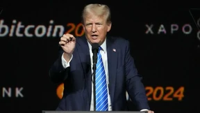 Bitcoin steigt über Marke von 82.000 Dollar