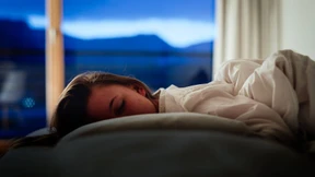 Wie gut helfen Düfte und Cremes beim Einschlafen?