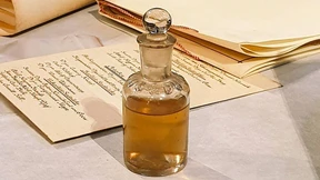 Irgendwas mit Alkohol und Süßstoff anno 1880