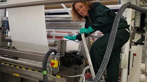 Hinter der eisernen Maske