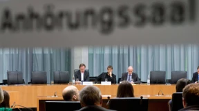 Achtlos und niemals staatstragend