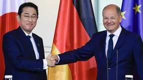 Die Abhängigen schließen einen Pakt