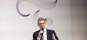 Wie muss sich die Deutsche Bank neu aufstellen?