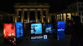 Licht aus am Brandenburger Tor