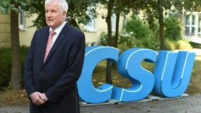 Seehofer lässt offen, ob er selbst nach Berlin wechselt