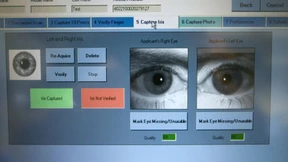 Freiwillig zum Iris-Scan 