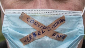 Einmal richtig querdenken