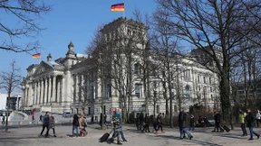 Unterzeichnung des Koalitionsvertrags