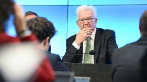 Strobl schlägt Landtagswahl am 8. März 2026 vor