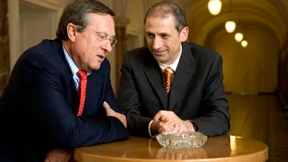 Wiesbaden klärt sein Verhältnis zur Region