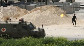 Ein Toter bei israelischer Razzia