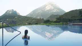 Lass doch den Bademantel an