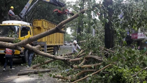 Taifun „Dujuan“ richtet in Taiwan große Verwüstungen an