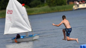 Gewitter im Süden, Sonne im Osten