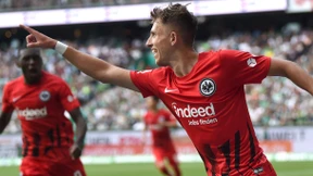 Eintracht gewinnt Spektakel-Spiel in Bremen