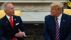 Demokratischer Abgeordneter läuft zu Republikanern über