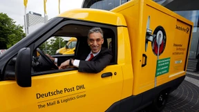 Bald wird der DHL-Roboter das Sofa bringen