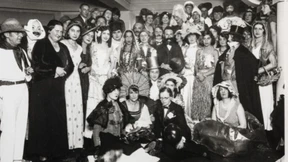 Galeristin im Auge des Sturms