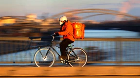 Kuscheln wir uns in die Abhängigkeit der Tech-Giganten?