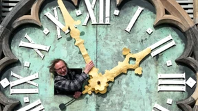 Alle Uhren eine Stunde vorgestellt