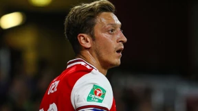 Was ist nur mit Mesut Özil los?