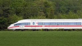 Bahn fährt Milliarden-Verlust ein