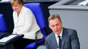 Oppermann hält Seehofers Merkel-Kritik für „völlig deplatziert“