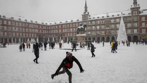 Auf dreißig Stunden Schneefall folgt die große Kälte