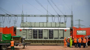 300-Tonnen-Trafo erreicht künftige Stromautobahn