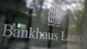 Dr. Oetker verkauft Bankhaus Lampe