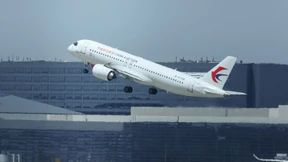 Chinesischer Kurzstreckenjet absolviert Jungfernflug