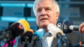 Seehofer stellt sich gegen SPD-Rentenpläne 