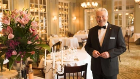 Gesucht: Kellner und Programmierer