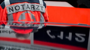 Frau niedergestochen in Wohnung gefunden