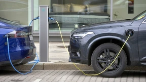 Zahl der Ladepunkte für Elektroautos steigt deutlich