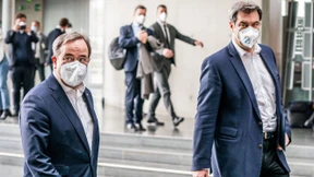 Steuern senken um jeden Preis? „Tougher“ Söder gegen „vorsichtigen“ Laschet