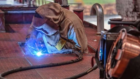 Bundesregierung halbiert Wachstumsprognose fast