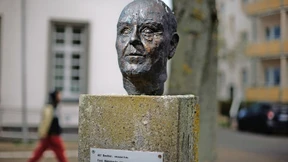 Ein Platz für den Vater des „Humba Täterä“