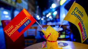 SPD und Grüne rufen FDP zu Ampel-Gesprächen auf