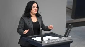 Linkenabgeordnete in Zug angegriffen