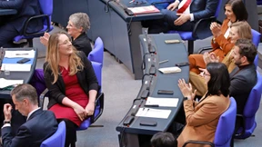 Grüner Trostpreis, schwarz-roter Triumph