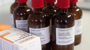 Kassenärzte fordern Bund zu Medikamentenbeschaffung auf