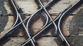 Mehr als halbe Milliarde Euro für Schienen und Bahnhöfe