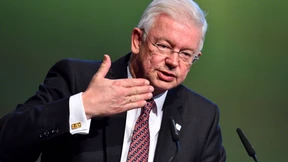 Roland Koch wird Aufsichtsrat von Vodafone