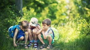 Was man draußen mit Kindern machen kann