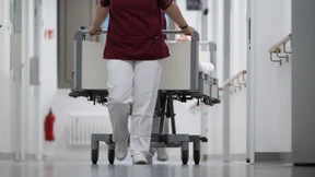 Die Krankenkassenbeiträge steigen, trotzdem wachsen die Defizite