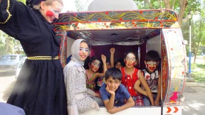 In der Lächelmaschine durch Iran