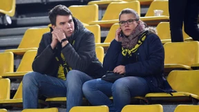 „Getrennt in den Farben, vereint gegen Gewalt!“